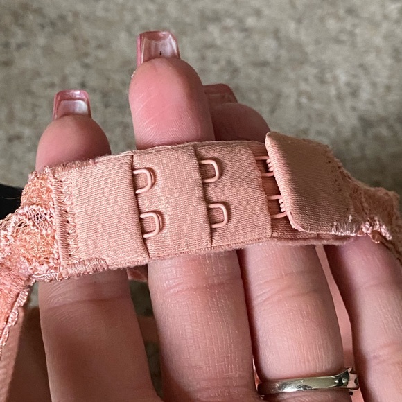 Very sexy push up - Picture 4 of 5